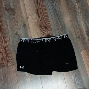 Under Armour Black Athletic Shorts Performance Stretch